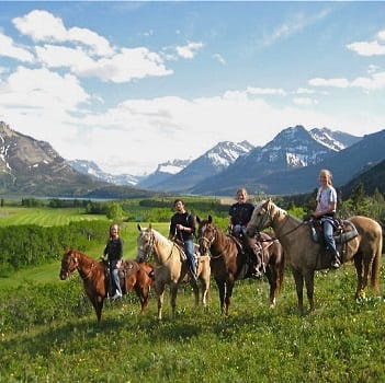 Alpine Stables guided horseback riding.