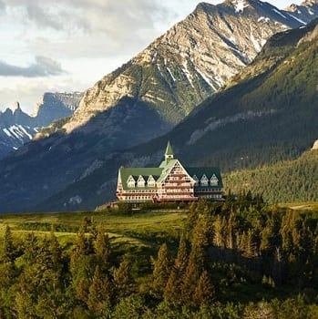 hotel around the mountain