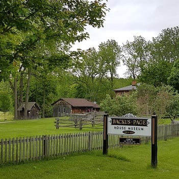 wallace town museum