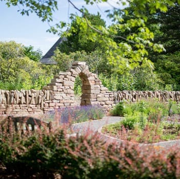 view of bitechnical garden