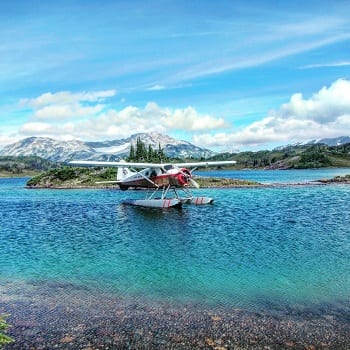 picture of fly-in fishing