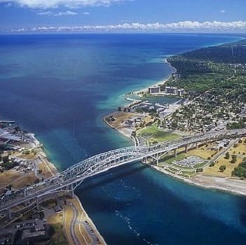 beautifull view of Blue Water Bridge