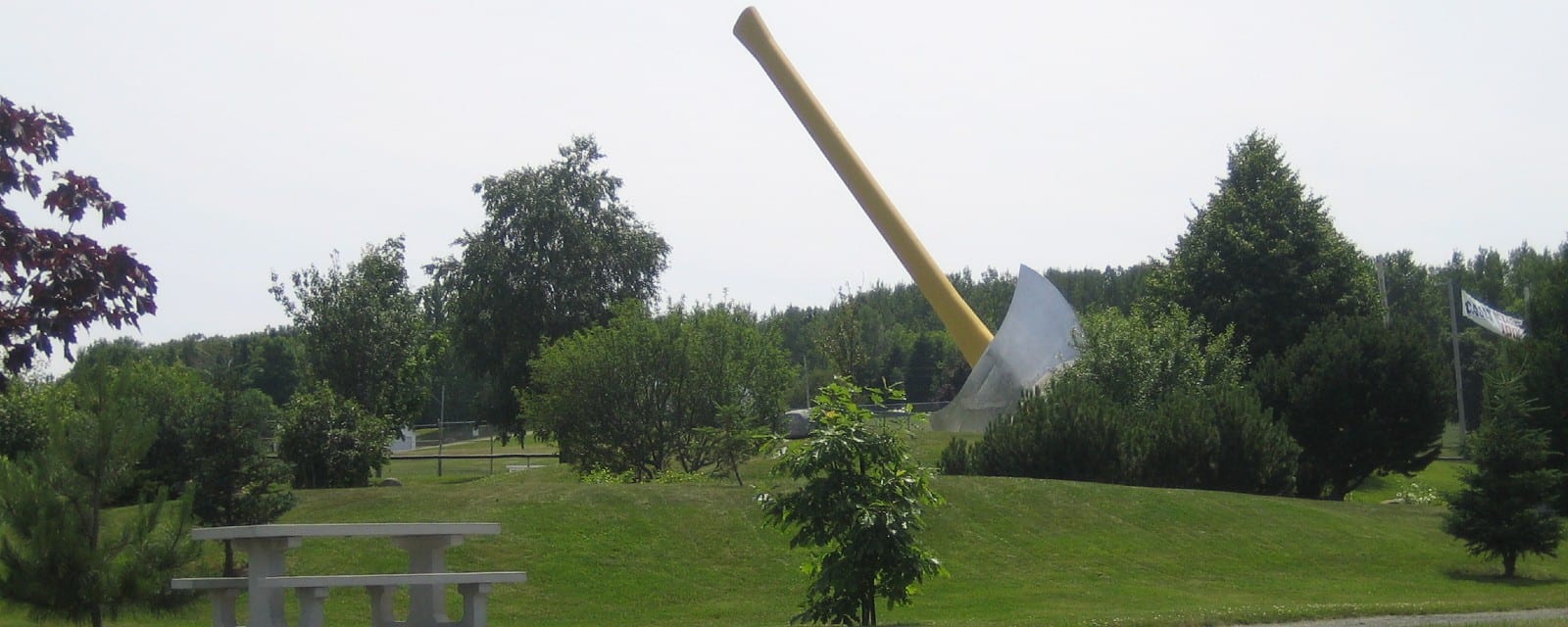 largest axe in park